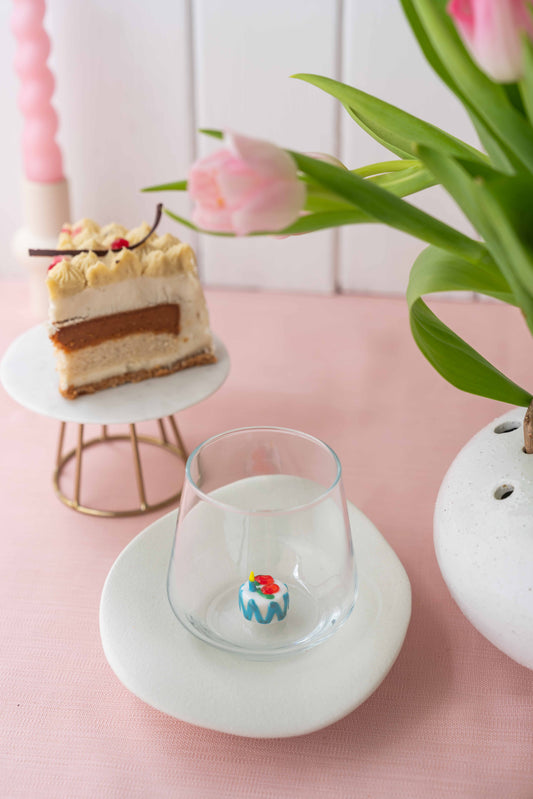 Cake Glass