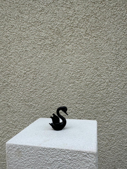 Black Swan Glass Figurines